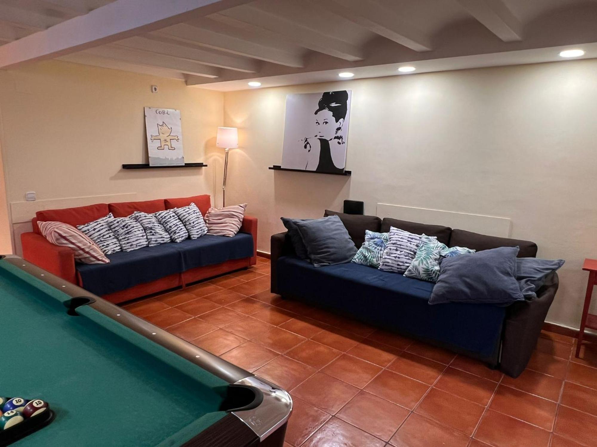 Ramblas Duplex 4br Terrace Pool Table & Ping Pong Appartement